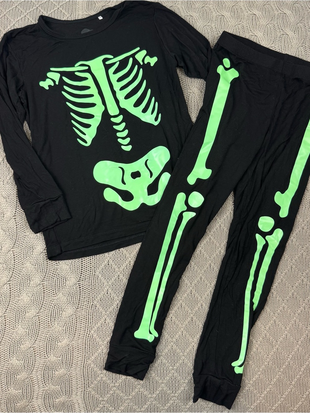 George Hats Kids Black Glow-In-The-Dark Skeleton Halloween Pajamas - 6T